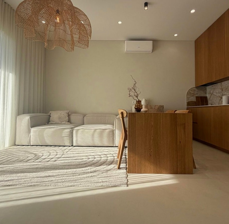 Sophisticated Dual-Bedroom Suite in Central Vinohrady